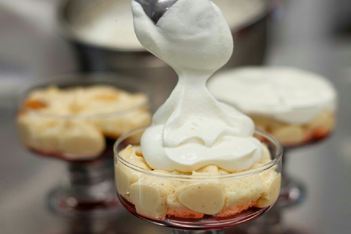 Quando la voglia di dolce chiama: crema dessert veloce pronta in meno di 5 minuti